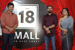Actor Jeeva with Priyadarshini Kumar and John Cris Terrence at the pre-launch event of 18 Mall on the East Coast